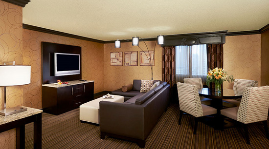 one bedroom parlor suite | golden nugget las vegas