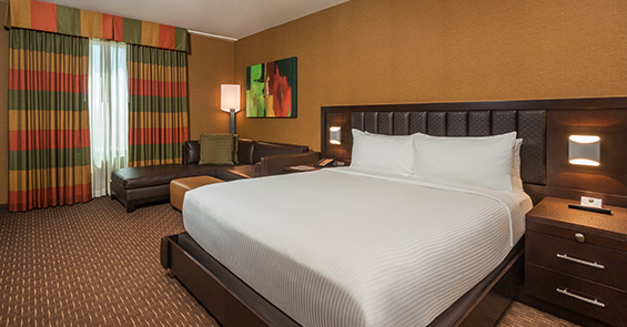 Rush - Premier California King 565x295.jpg