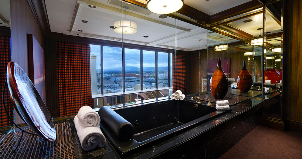 one bedroom spa suite | golden nugget las vegas