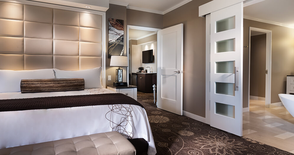 Corner Suite 3