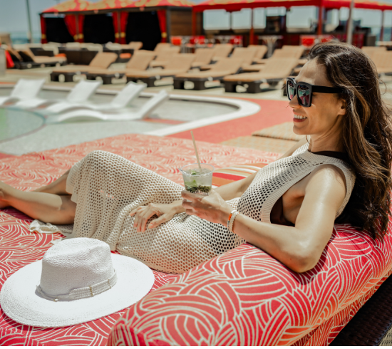 Deck Daybed Rentals at H2O Pool & Lounge | Golden Nugget Atlantic City